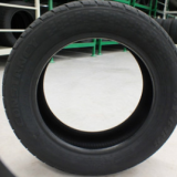 汽車用輪胎，轎車用輪胎