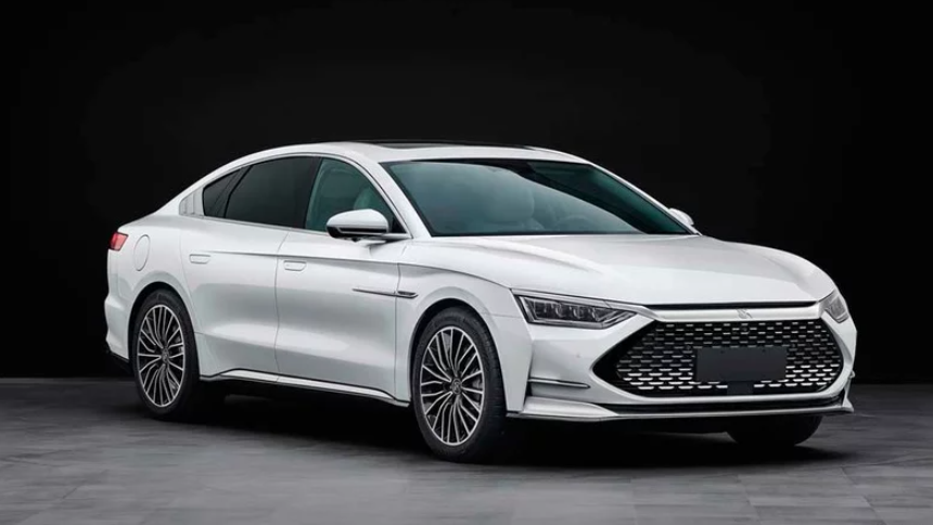 六大自主品牌旗艦家轎大PK，誰才是國產(chǎn)家轎的引領(lǐng)者？