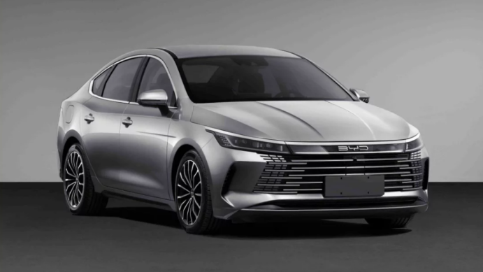 六大自主品牌旗艦家轎大PK，誰才是國產(chǎn)家轎的引領(lǐng)者？