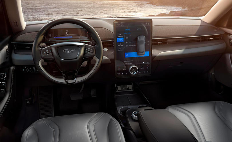 看了美國2021沃德十佳內(nèi)飾，網(wǎng)友：自主品牌內(nèi)飾設(shè)計(jì)領(lǐng)先太多！