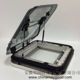 工廠專業(yè) 房車配件 房車專用天窗 帶LED燈 加大頂蓋設(shè)計