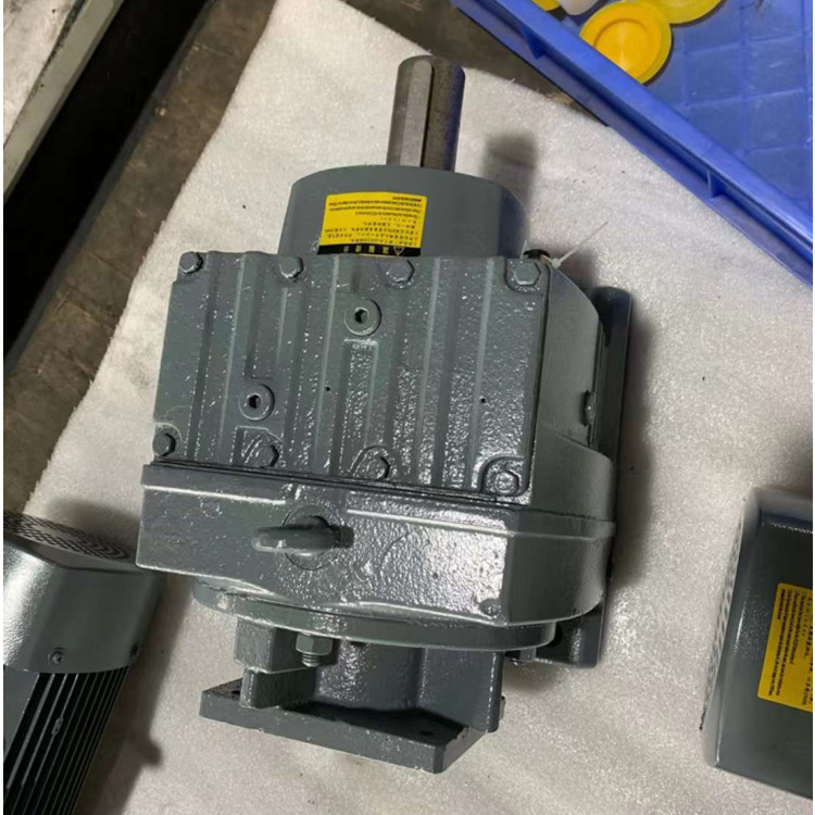 WPO200直角減速機 B2HM19變速減速機