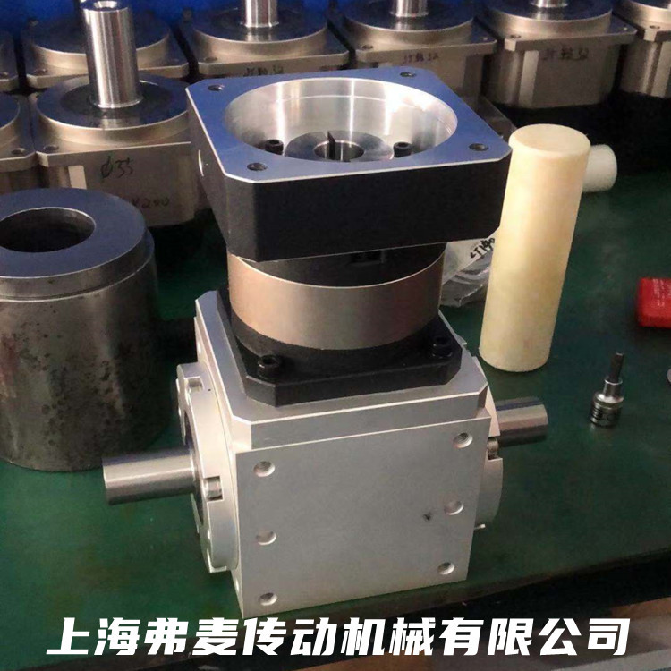 XLD11-8-1/35直角減速機(jī) F107R77-0.75KW擺線減速機(jī)