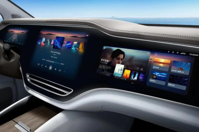 &ldquo;沒(méi)有太大價(jià)值，影響續(xù)航&rdquo;，何小鵬反對(duì)車(chē)內(nèi)有很多屏幕