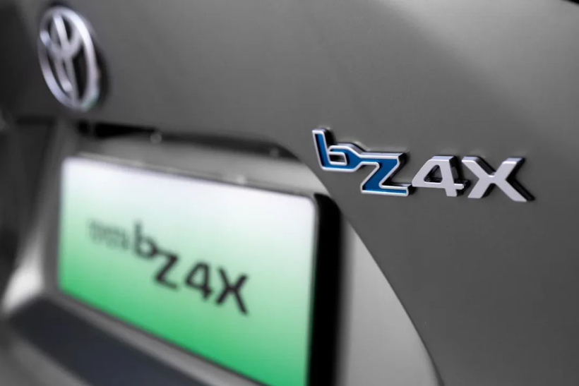 當(dāng)主流車企加入純電戰(zhàn)局，勝利屬于長(zhǎng)期主義者