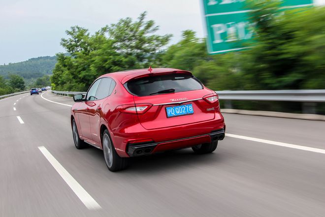 邁凱倫也坐不住了 超跑品牌扎堆SUV市場花式撈金