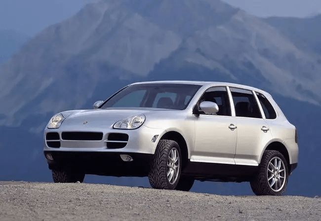 邁凱倫也坐不住了 超跑品牌扎堆SUV市場花式撈金