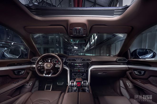 邁凱倫也坐不住了 超跑品牌扎堆SUV市場花式撈金