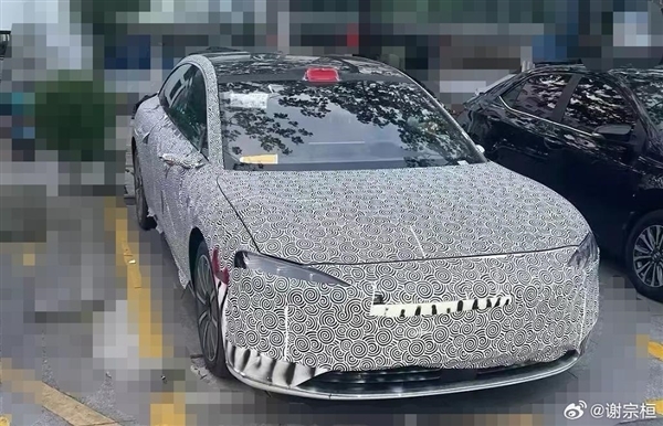 定位高端智能純電動轎車！華為北汽首款智選車將亮相北京車展